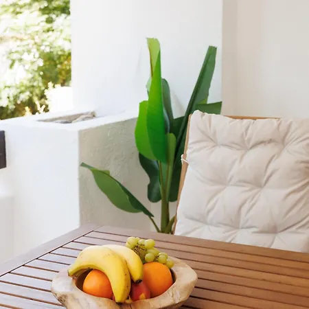 Marbella Banus Suites - Banus - Medina Garden - Brand New 1Br - 1Ba - Outdoor Terrace - Bright & Modern - Pool - Steps From Puerto Banus Marina - Walk To El Corte Ing Luxury Shopping Mall