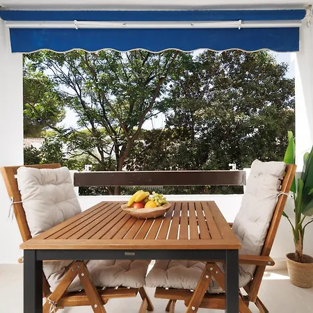Lägenhet Marbella Banus Suites - Banus - Medina Garden - Brand New 1Br - 1Ba - Outdoor Terrace - Bright & Modern - Pool - Steps From Puerto Banus Marina - Walk To El Corte Ing Luxury Shopping Mall
